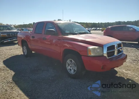 2006 Dodge Dakota Quad Slt from USA, damaged, VIN 1D7HE48N66S588307